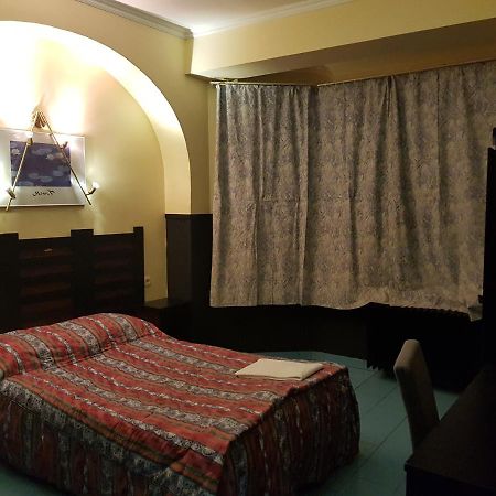 Hotel La Potiniere Schaerbeek Екстер'єр фото