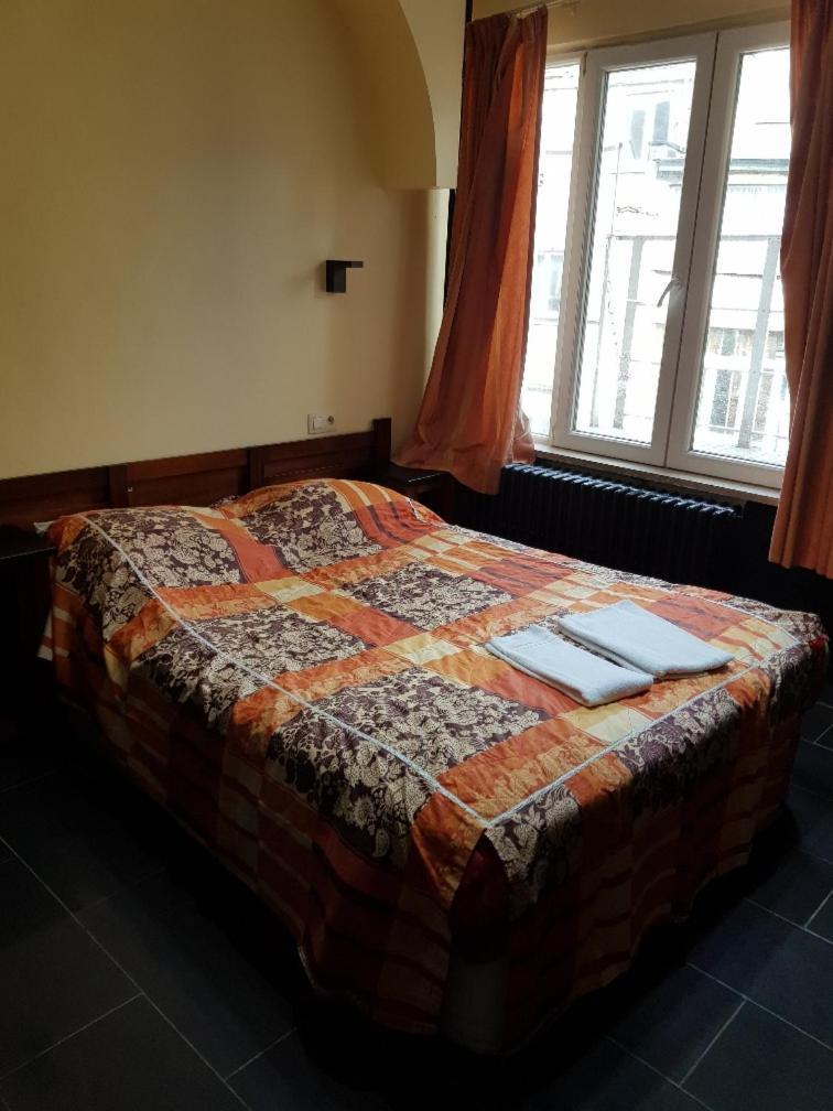 Hotel La Potiniere Schaerbeek Екстер'єр фото