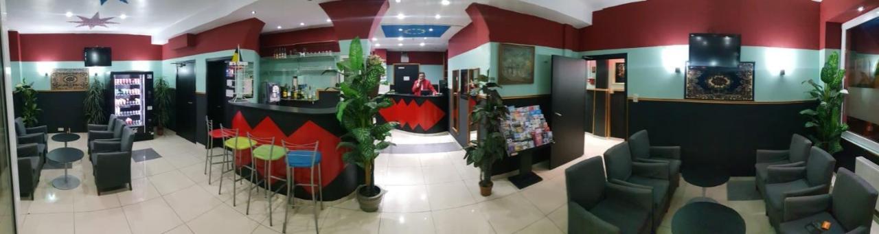 Hotel La Potiniere Schaerbeek Екстер'єр фото
